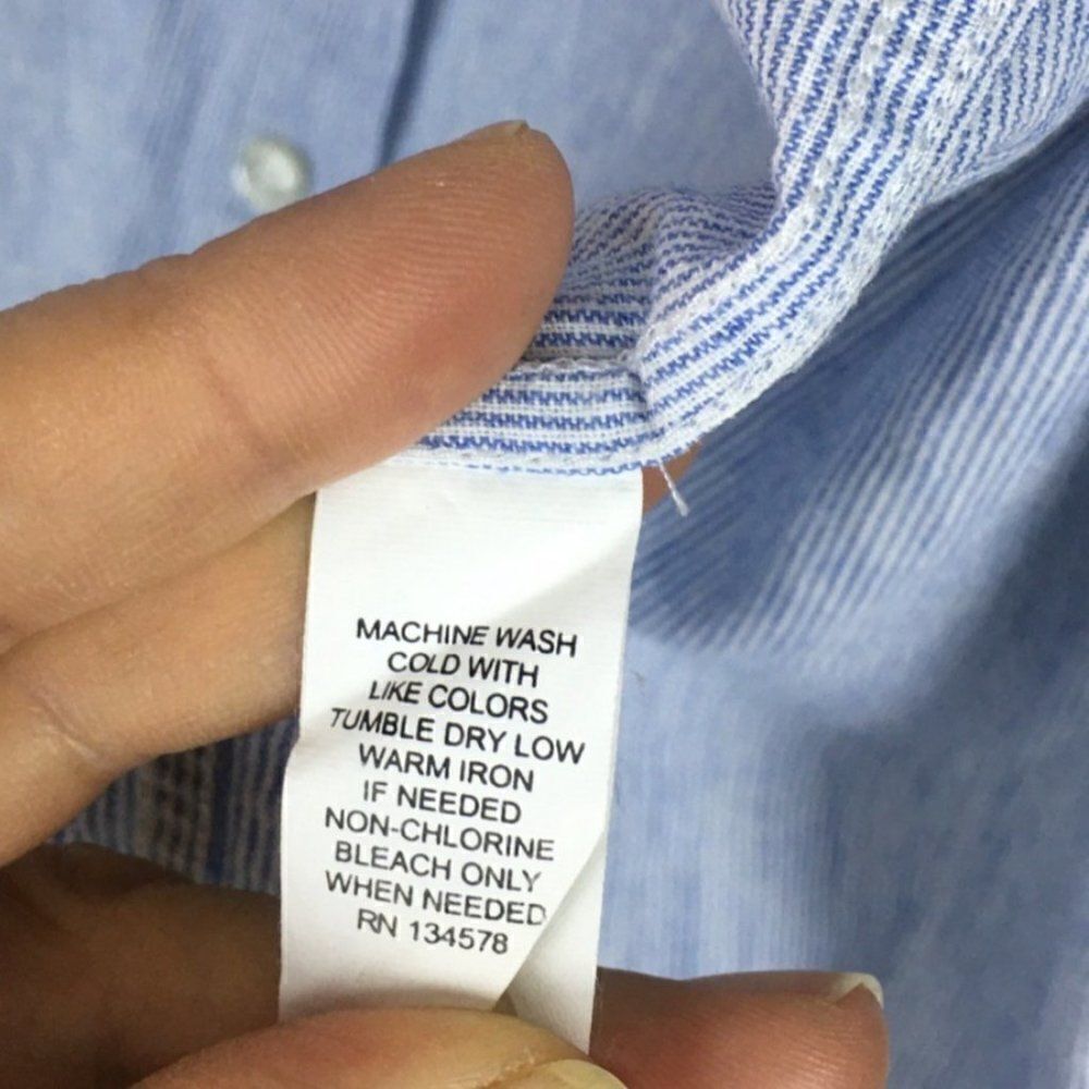 Vineyard Vines Long Sleeve Mens Shirt  Small Light blue with very fine pinstripe - Picture 4 of 7